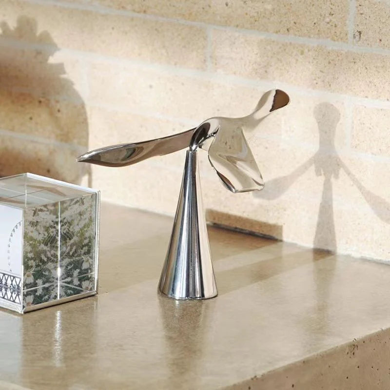 Sway™ Bird Bottle Opener – Creative Balancing Desk Ornament